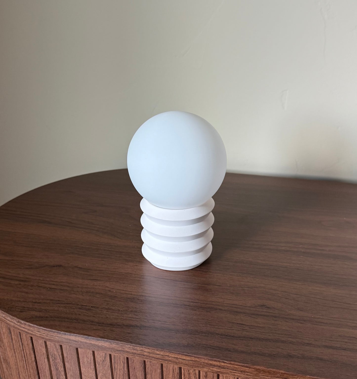 Small Ribbed Lamp