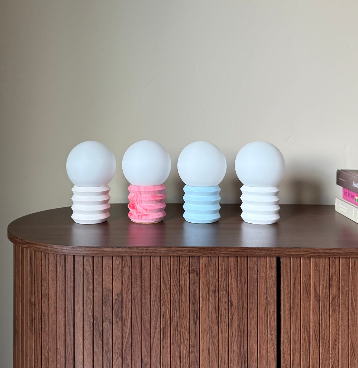 Small Ribbed Lamp